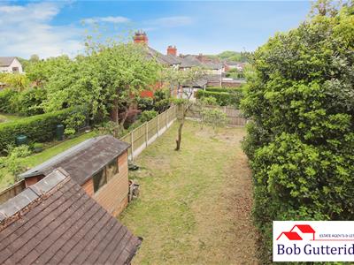 ENCLOSED REAR GARDEN